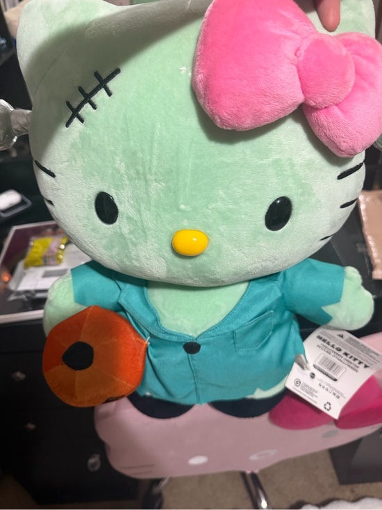 Sanrio Other - Sanrio Hello Kitty Plush - Mint Green with Pink Bow